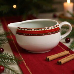 Santa Anita red, green & white Holiday Festive gravy bowl 7x4x4